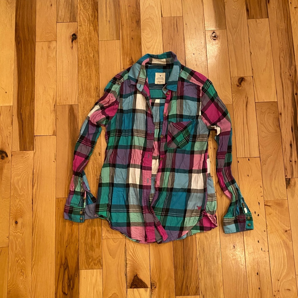 American Eagle Multi-Colored Long Sleeve Button-Up
